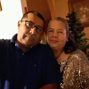 Meet your Posher, Gloria